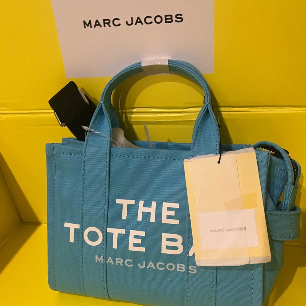 Tote , Marc jacobs,canvas small a Aqua,new with tags